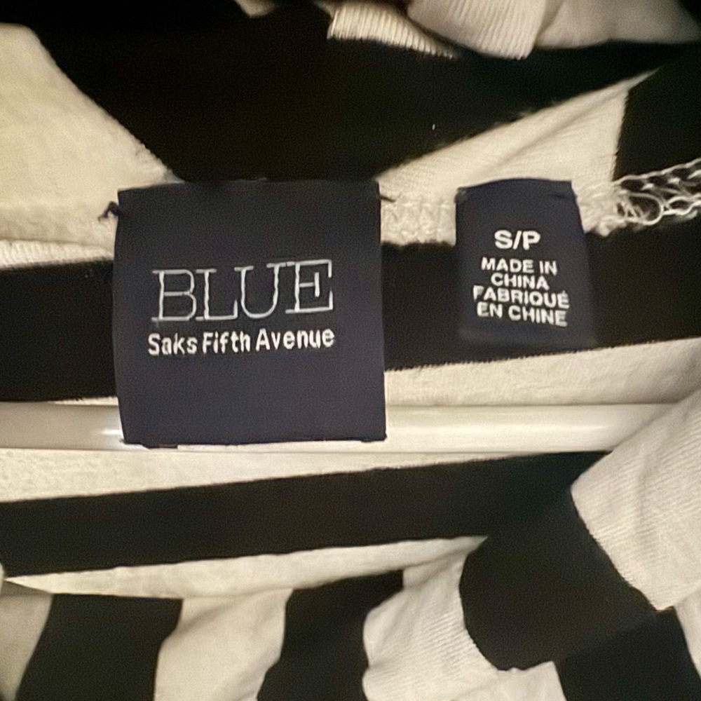 Saks Fifth Ave Woman’s